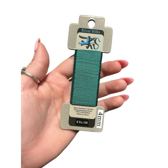 Lot of 17 River Silks 4mm Silk Ribbon Embroidery Needlework Assorted Colors - Picture 7 of 12